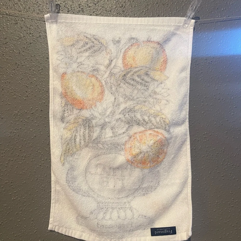 Fragonard Vitalite’ Essential Face Towel